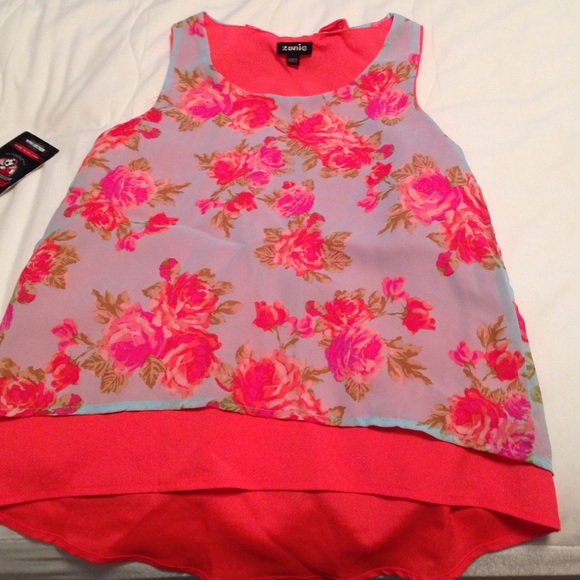 Hot pink floral tank top - Picture 1 of 4