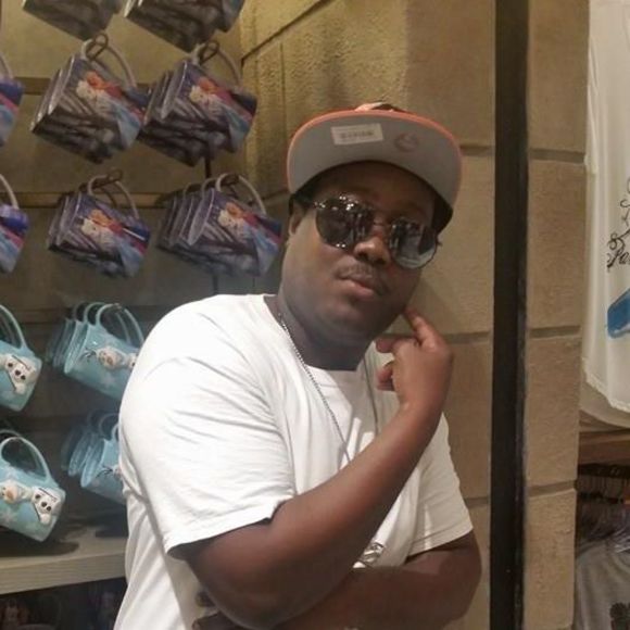 Meet your Posher, Marco - Picture 1 of 1