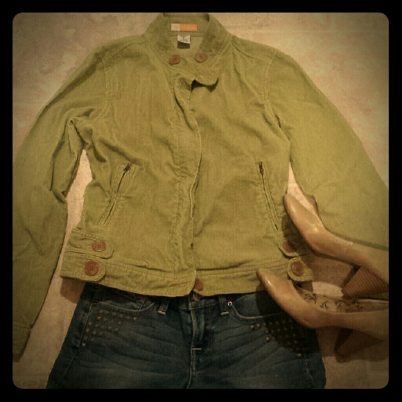 Tulle // Olive Green Cordouroy Jacket - Small