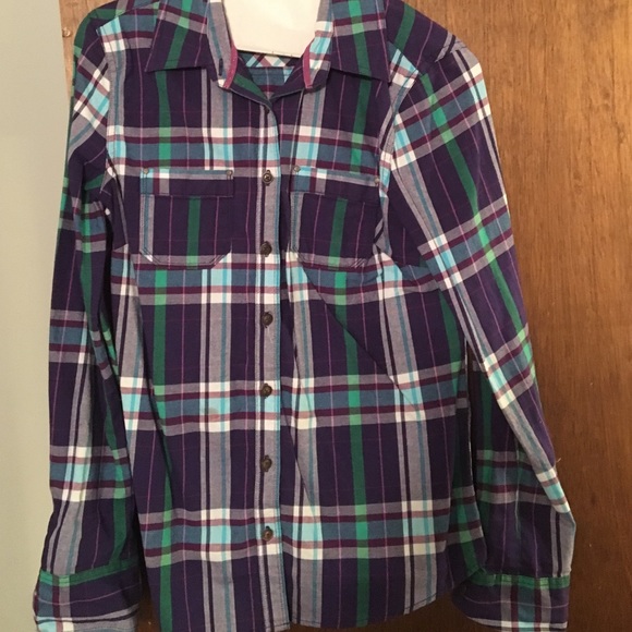 Long sleeve plaid button up shirt - Picture 1 of 3