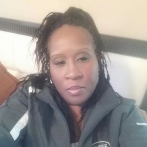 Meet your Posher, Shari