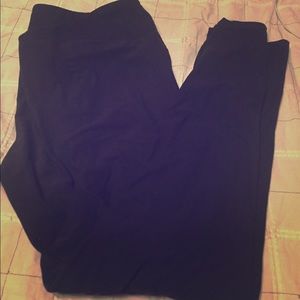 LulaRoe black TC leggings