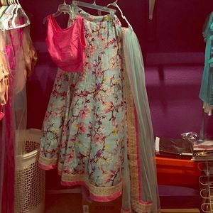 Lengha. Crop top/top, skirt, scarf