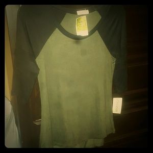 3 quarter sleeve tshirt