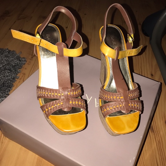 Bakers Wedge Sandals