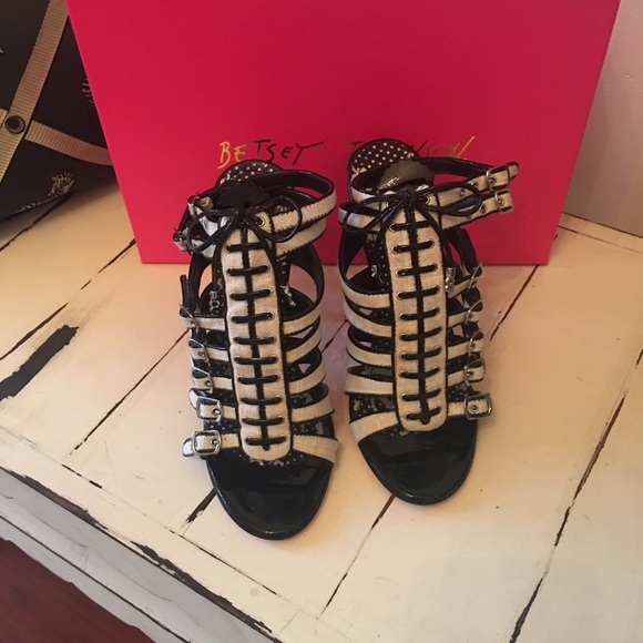 Betsey Johnson Dakota heels
