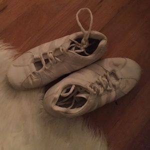 chasse cheer sneakers