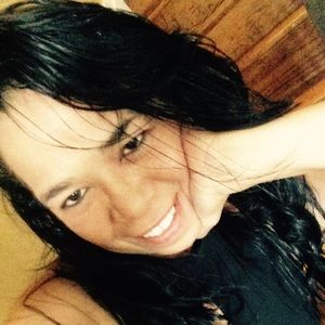 Meet your Posher, Damaris