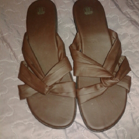 Wedge sandals
