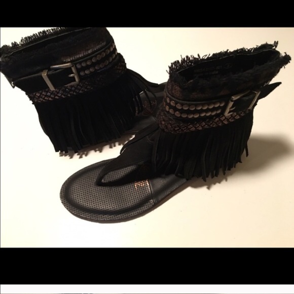 Naughty Monkey size 8