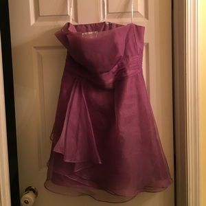 Very pretty lilac bridesmaid/party/prom dress!