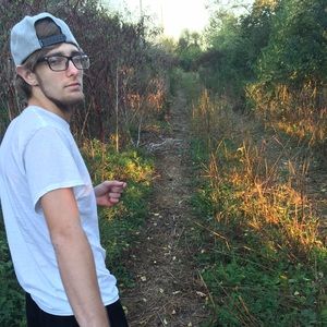 Meet your Posher, Derek