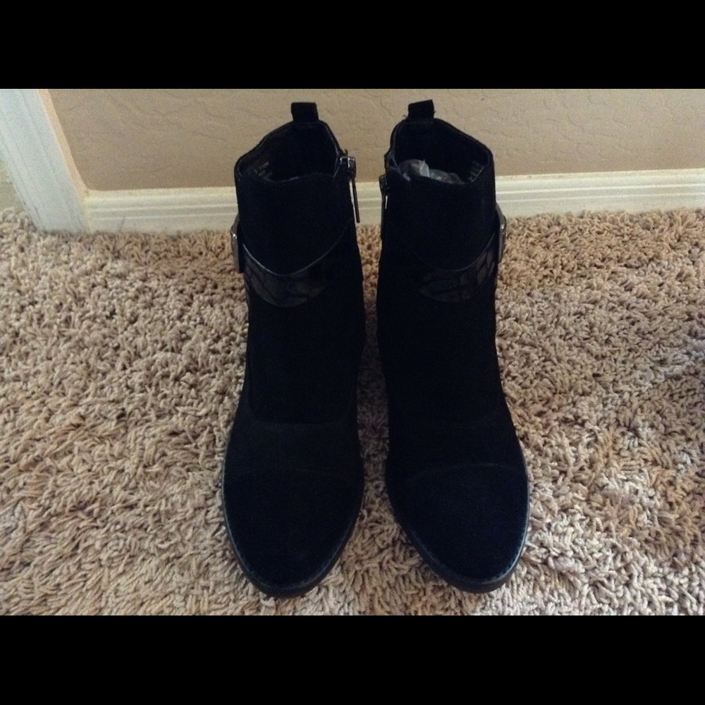 Donald Pliner Ankle boots