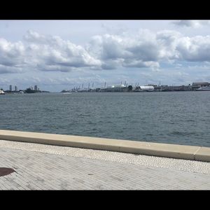 Meet your Posher, Keren