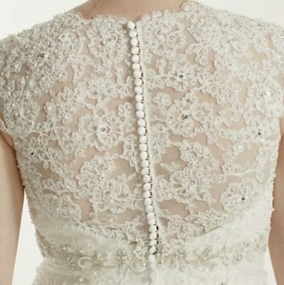 Beautiful plus size wedding dress - Picture 4 of 4