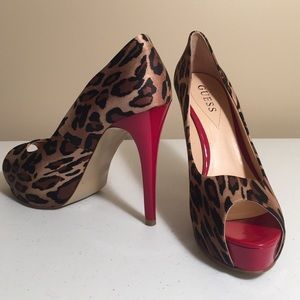 Guess leopard Print shoes