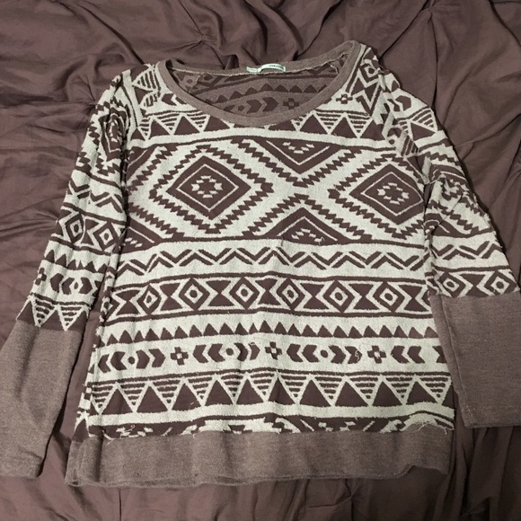 Long sleeve Aztec pattern shirt