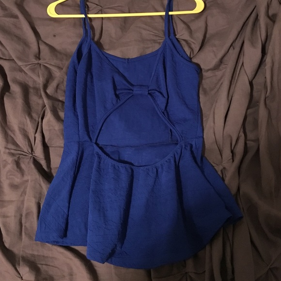 Aztec pattern blue tank top open back - Picture 2 of 2