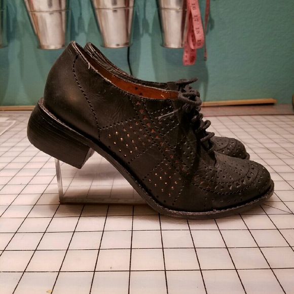 Jeffrey Campbell Upend floating heels