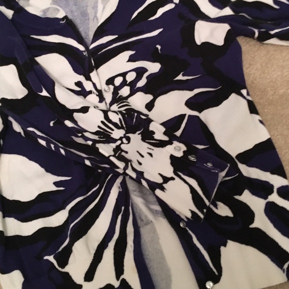 Express Design Studio Abstract Cardigan - Picture 2 of 4