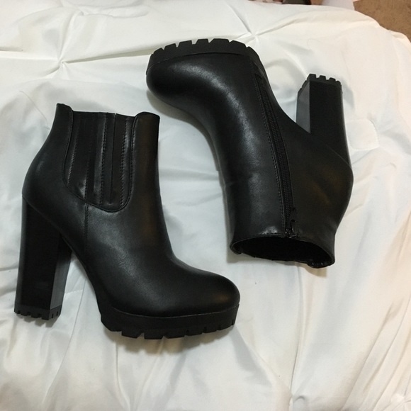 Brand new black ankle bootie