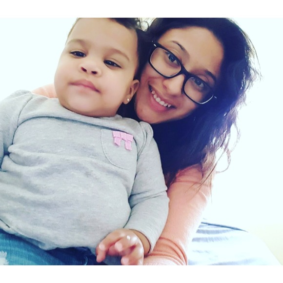 Meet your Posher, Ileana - Picture 1 of 1