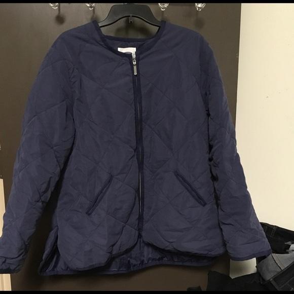 Warm jacket perfect for fall and winter weather