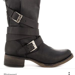 Steve Madden Brewzzer boots