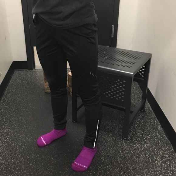 🚫💨💦NIKE element shield tights!