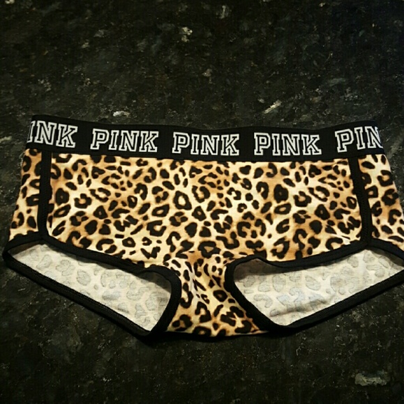 NEW LARGE SUPER CUTE VS PINK BOY-SHORT