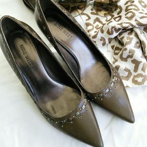 Nine West Olive Green Pumps