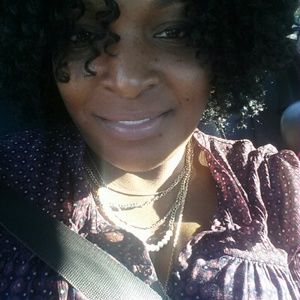 Meet your Posher, Katina