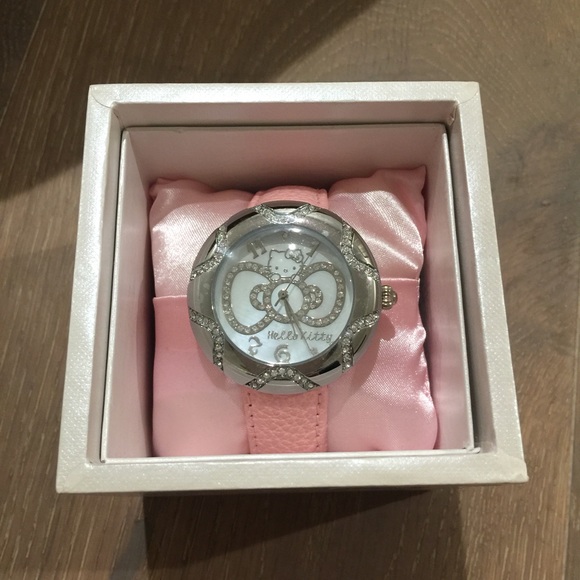 Authentic hello kitty watch - Picture 2 of 4