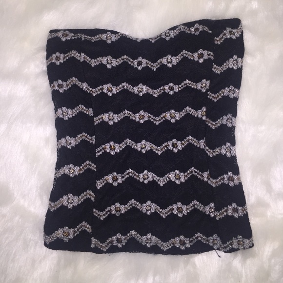 🔳Black & White Skintight Strapless Top🔲