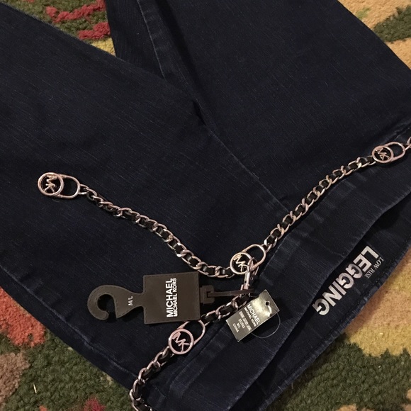 NWT Michael Kors blk leather & silver locket belt