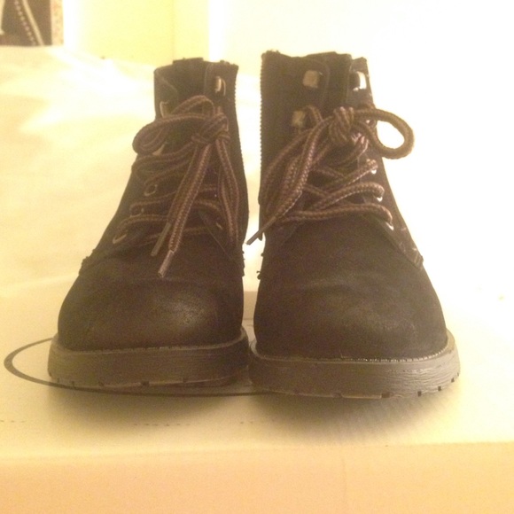 Steve Madden Boots