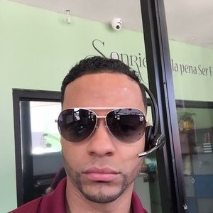 Meet your Posher, Abel