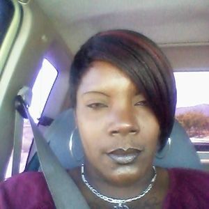 Meet your Posher, Cassandra