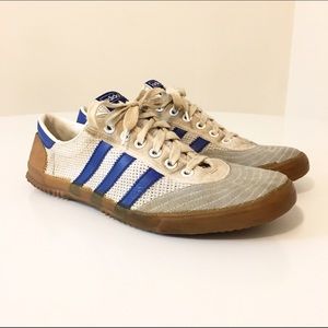 Vintage Adidas Sneakers