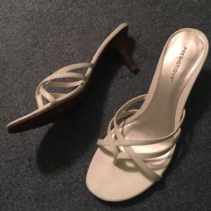 8 1/2 white sandals