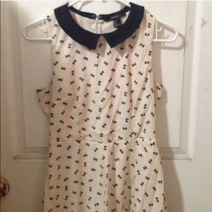 Forever 21 Peter Pan Collared Dress