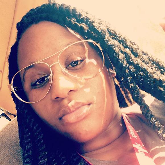 Meet your Posher, Veronica