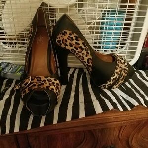 Womans cheetah heels