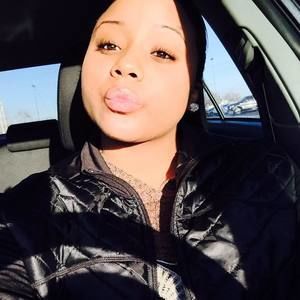 Meet your Posher, Mackenzie