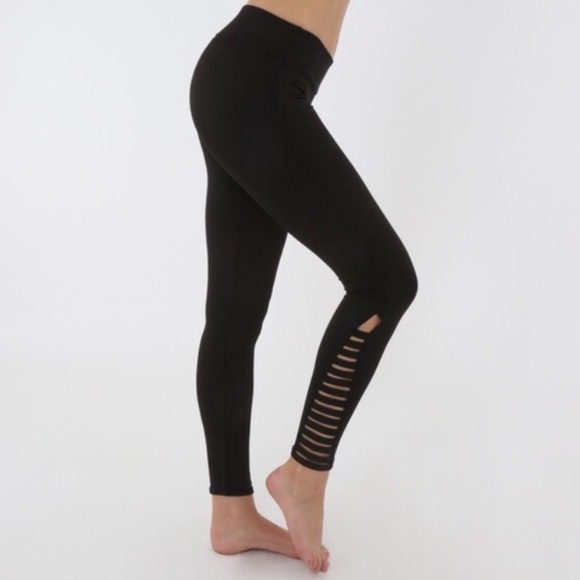 LAST PAIRโ๏ธCalf Strap Athletics โจprice firm - Picture 2 of 5