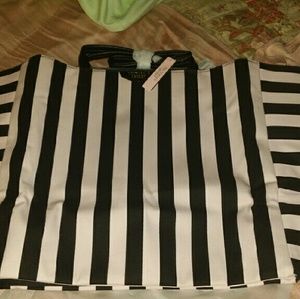 Large VS overnight or carry on bag