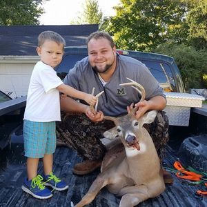 Meet your Posher, Travis