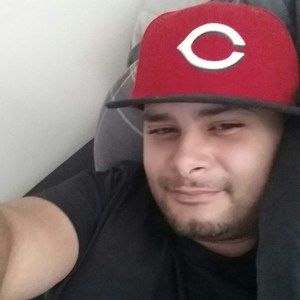 Meet your Posher, Dennis