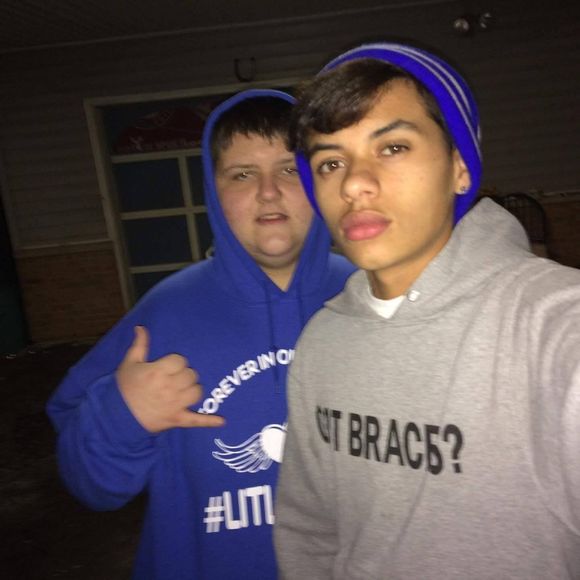 Meet your Posher, Joshua - Picture 1 of 1