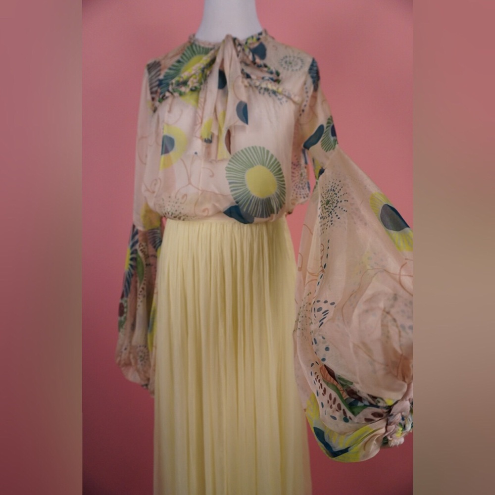 Ultra light silk blouse size XS